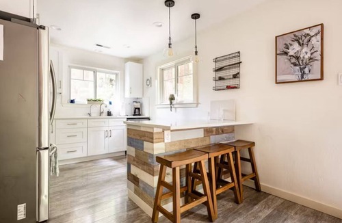 Mount Hermon House | Adventure house under the redwoods, with spa!