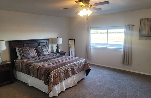 Pacheco House | Airport Express