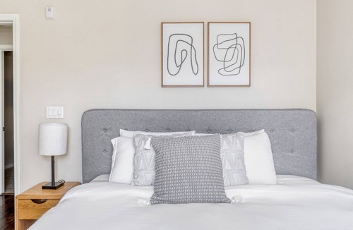 Warner Center Apartment | Airy Woodland Hills 1BR w/ Pool & Gym, near Warner Center, by Blueground