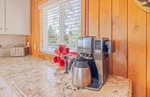 Bass Lake House | Al fresco dining with lake views, close to Yosemite, walk to lake, foosball
