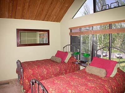 Tahoe Keys Apartment | Ala WaiApartment