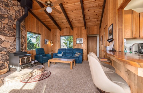 Sea Ranch House | Albatross House | Ocean View | Hot Tub