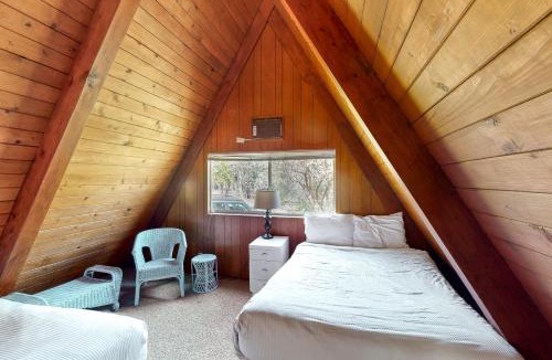 Bass Lake House | Alford Family Lodge