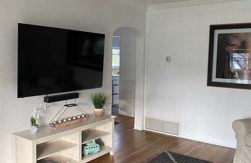 Laguna Beach Apartment | Amazing 1 Bedroom in Laguna Beach 4 minutes from the beach