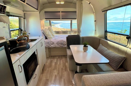 Half Moon Bay House | Amazing Coastal Airstream - "Dream" - Half Moon Bay, CA