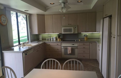 Rancho Mirage Condo | AMAZING RANCHO LAS PALMAS! 3 BEDROOMS! On GOLF COURSE + POOL & JACUZZI & BBQ!