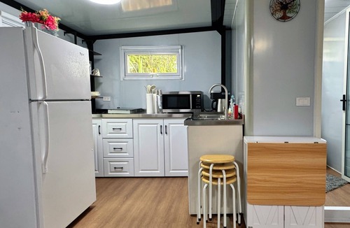 Valinda Resort | Amazing resort with AC in La Puente - 2 bedrooms container house monthly 30%OFF