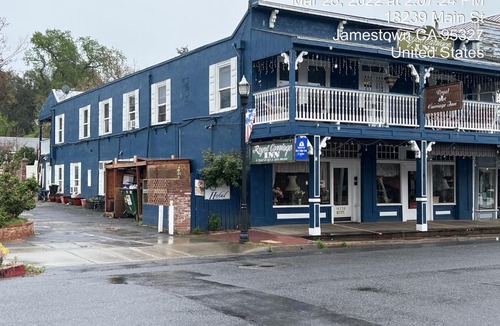 Jamestown Hotel | Americas Best Value Inn Royal Carriage