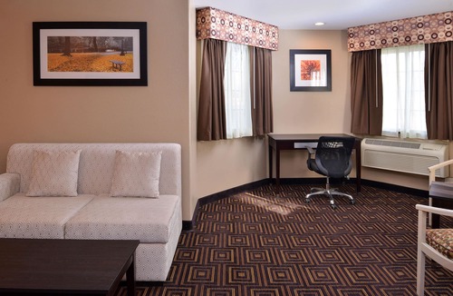 Madera Hotel | Americas Best Value Inn & Suites Madera