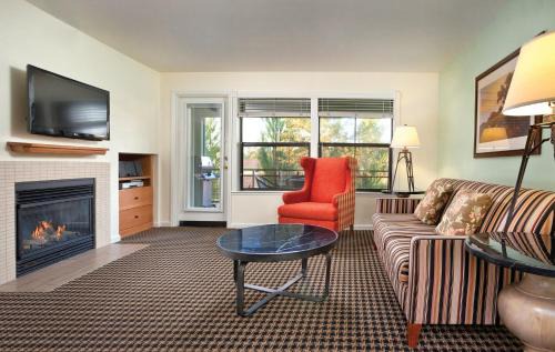 Angels Camp House | Angels Camp Resort Two Apartments with Resort Access