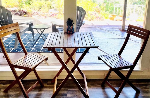 Sunset House | Arboretum 1BR Retreat - Walk to River Trail