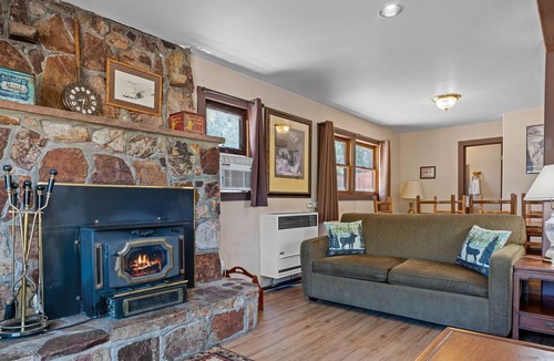 The Village Cottage | Arctic and Grey Fox Combined Pet Friendly