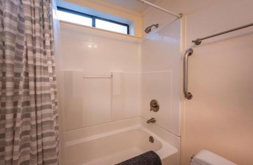 Arnold Ski Chalet | Arnold A Frame Cabin with Hot Tub and Guest Suite