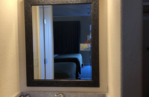 Arroyo Grande Hotel | Arroyo Village Inn