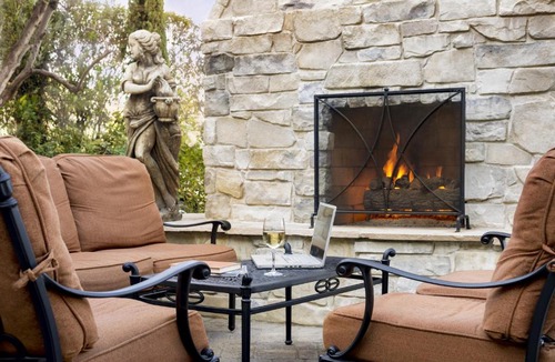 Ontario Hotel | Ayres Suites Ontario at the Mills Mall - Rancho Cucamonga
