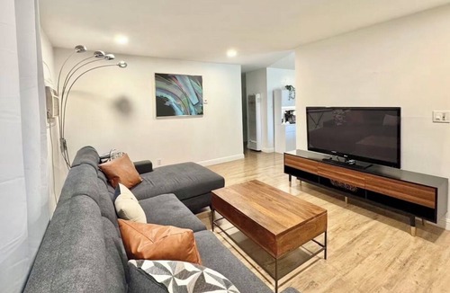 Concord House | Azure Abode with Wifi & AC Near Napa, SF, Hospitals & Bay Area!