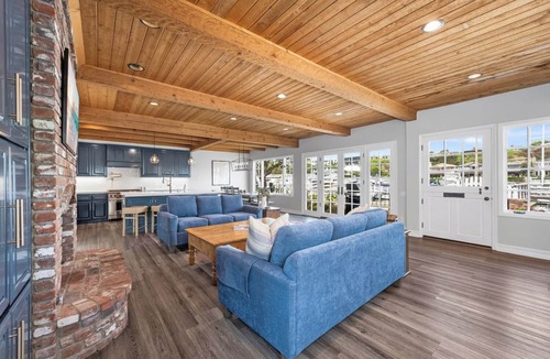 Newport Beach House | Balboa Island Family Home w/Patio on the Bayfront
