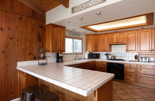 Oceano House | Balcony Barbecue Dunes Hangout - Accommodates up to 12 Guests!