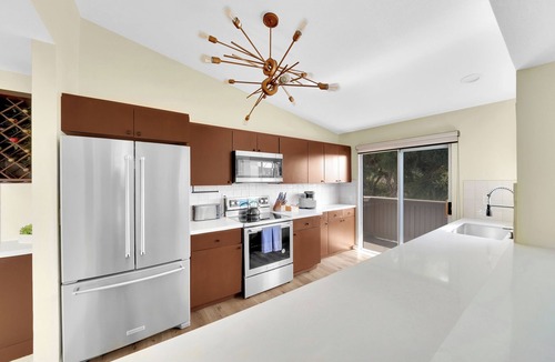 Monarch Beach Apartment | Barefoot Bungalow - Ocean Views!