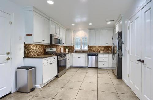 Bass Lake House | Bass Lake Escape