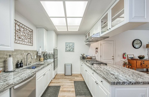 Bass Lake House | Bass Lake Retreat w/community Pool/Yosemite & Lake