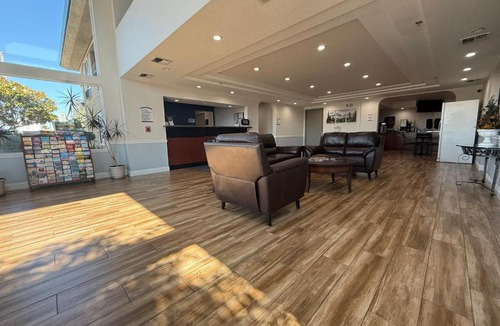 Manteca Hotel | Baymont by Wyndham Manteca