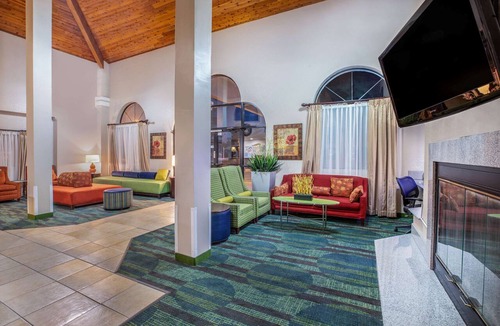 Tehachapi Hotel | Baymont by Wyndham Tehachapi