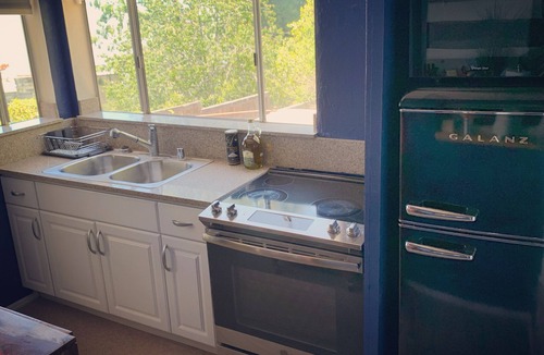 Piedmont Pines House | Bayview Oakland hills- 1st floor guest home