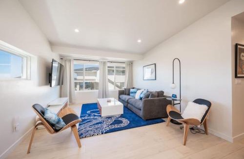 Morro Bay House | Bayview Retreat King Beds Rock View EV Charger