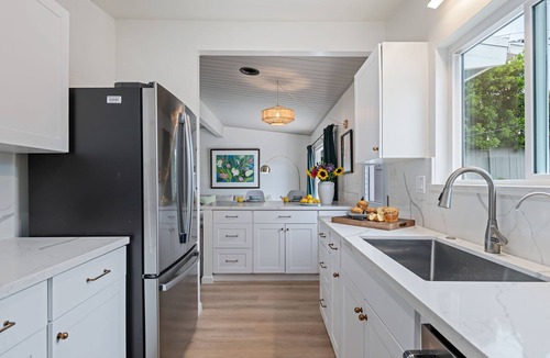 The Mesa House | Beach Bliss - Art Deco Inspired Retreat, Explore Santa Barbara!