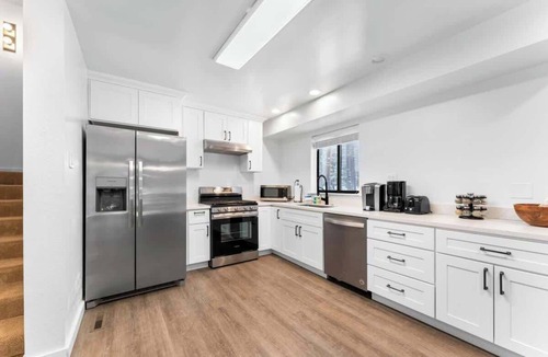 Truckee House | Beach Club Access Tahoe Donner