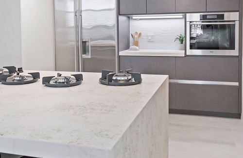 Marina Peninsula House | Beach House w/Home Theater!