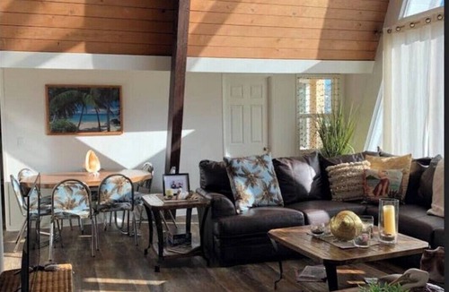 Silver Strand House | Beach, Surfing, Kayaking, Silver Strand, Oxnard