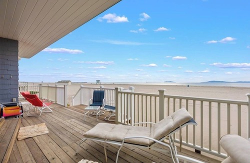 Hollywood Beach House | Beachfront abode with spacious deck, pool table, gas grill, smart TVs, & W/D