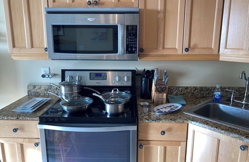 South Island Condo | Beachfront, fantastic views, 11th floor, WiFi, super clean, read our reviews!