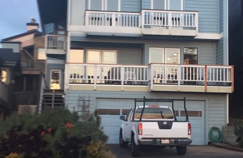Park Hill House | Beachfront home directly across from beach & park! Close to everything!
