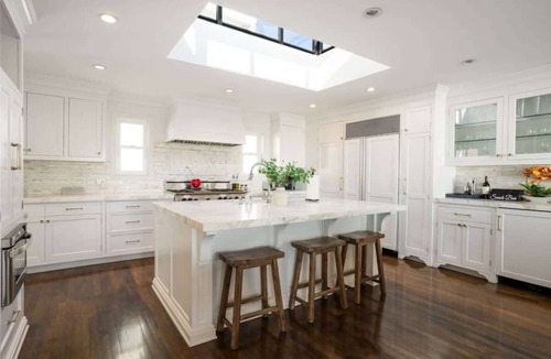 The Strand House | Beachside Retreat | Perfect Location| Free Parking