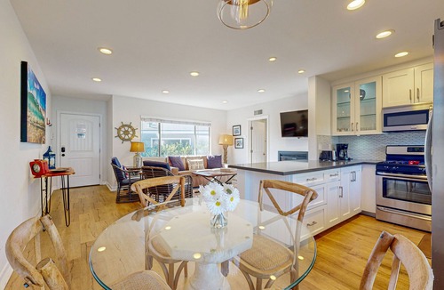 San Clemente Condo | Beachy & bright condo with fireplace & patio - easy walk to the beach
