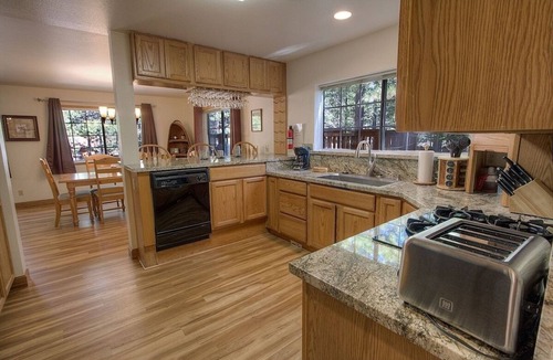 North Upper Truckee House | Bear Country 4 Bedroom Home by RedAwning