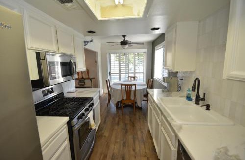 Bass Lake House | Bearadise At North Shore