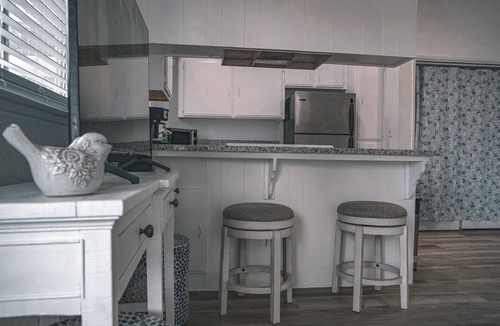 Pumpkin Center Condo | Beautiful 1 Bed 1 Bath Cozy Condo