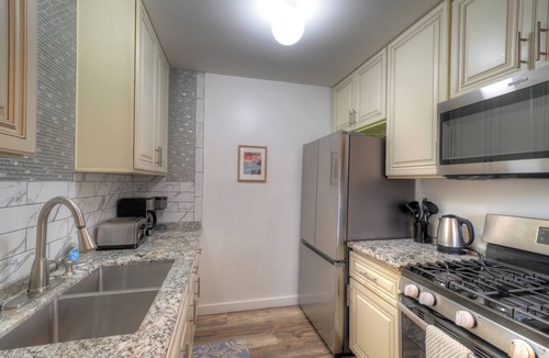 Carpinteria Condo | Beautiful 2 bed w/Ocean view - private wifi