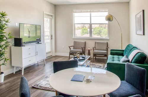 Centerville Apartment | Beautiful 2BR in Fremont, Parking