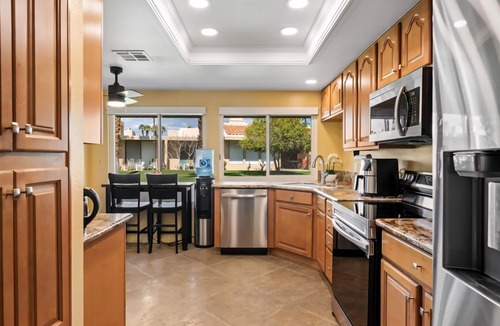 Cathedral City Condo | Beautiful 3 bedroom/2 Bath private residence in Cathedral Canyon Country Club