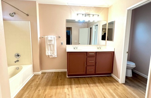 Moreno Valley House | Beautiful 5 BR+3 BA home w/AC and Wifi