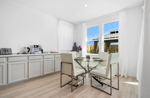 Elk Grove House | Beautiful brand new house professionally decorated