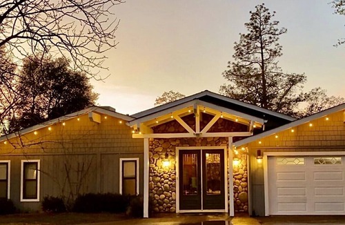 Coarsegold Ski Chalet | Beautiful Chalet Away From Home - Close to Yosemite and Bass Lake