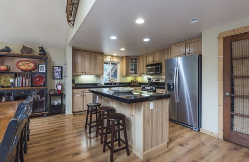 Chamberlands House | Beautiful Chamberlands home w/full access to private Chamberlands pool, beach, and tennis