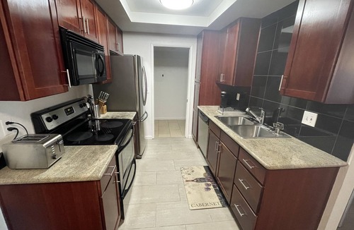 Upper B Street Condo | Beautiful condo located minutes from downtown Hayward.
