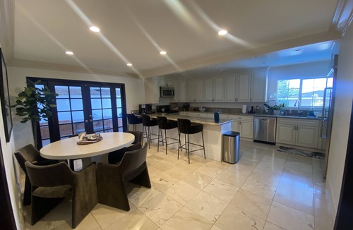Encino House | Beautiful home with amazing views local to LA fun